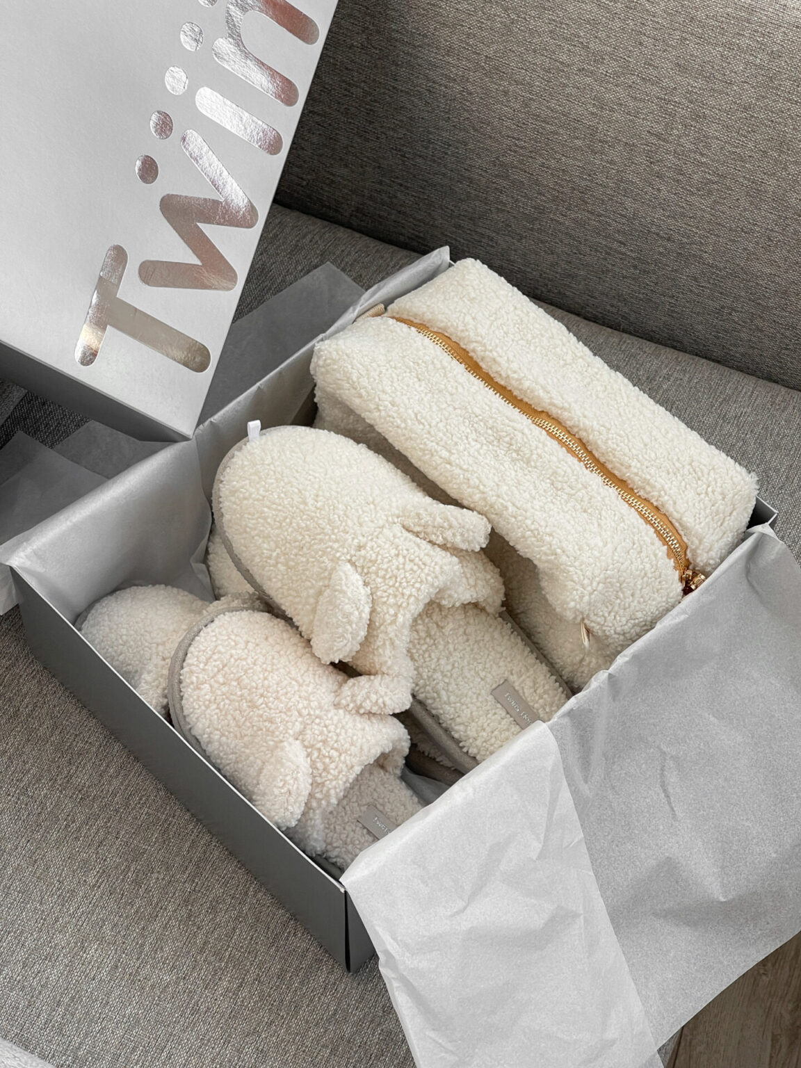 Капці домашні дитячі HS хутрянi TEDDY white