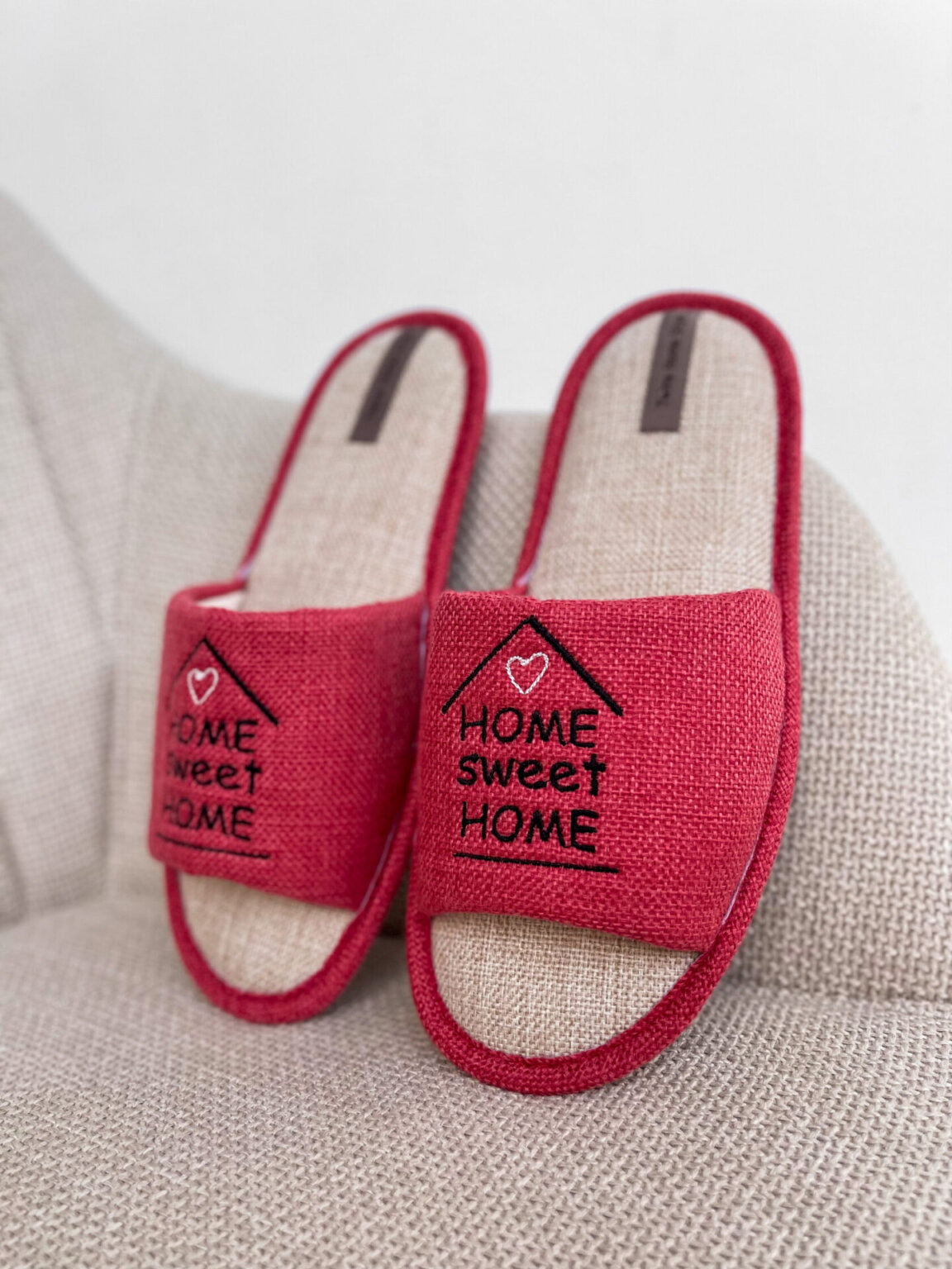 Капці домашні жіночі HS-VL з вишивкою рогожка Red