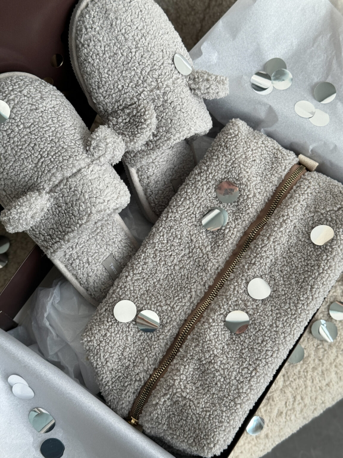 Подарунковий набір TEDDY grey (косметичка, капці, пакування коричневе)