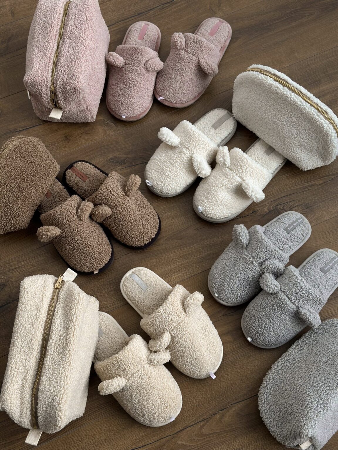 Подарунковий набір TEDDY milk (косметичка, капці, пакування сіре)