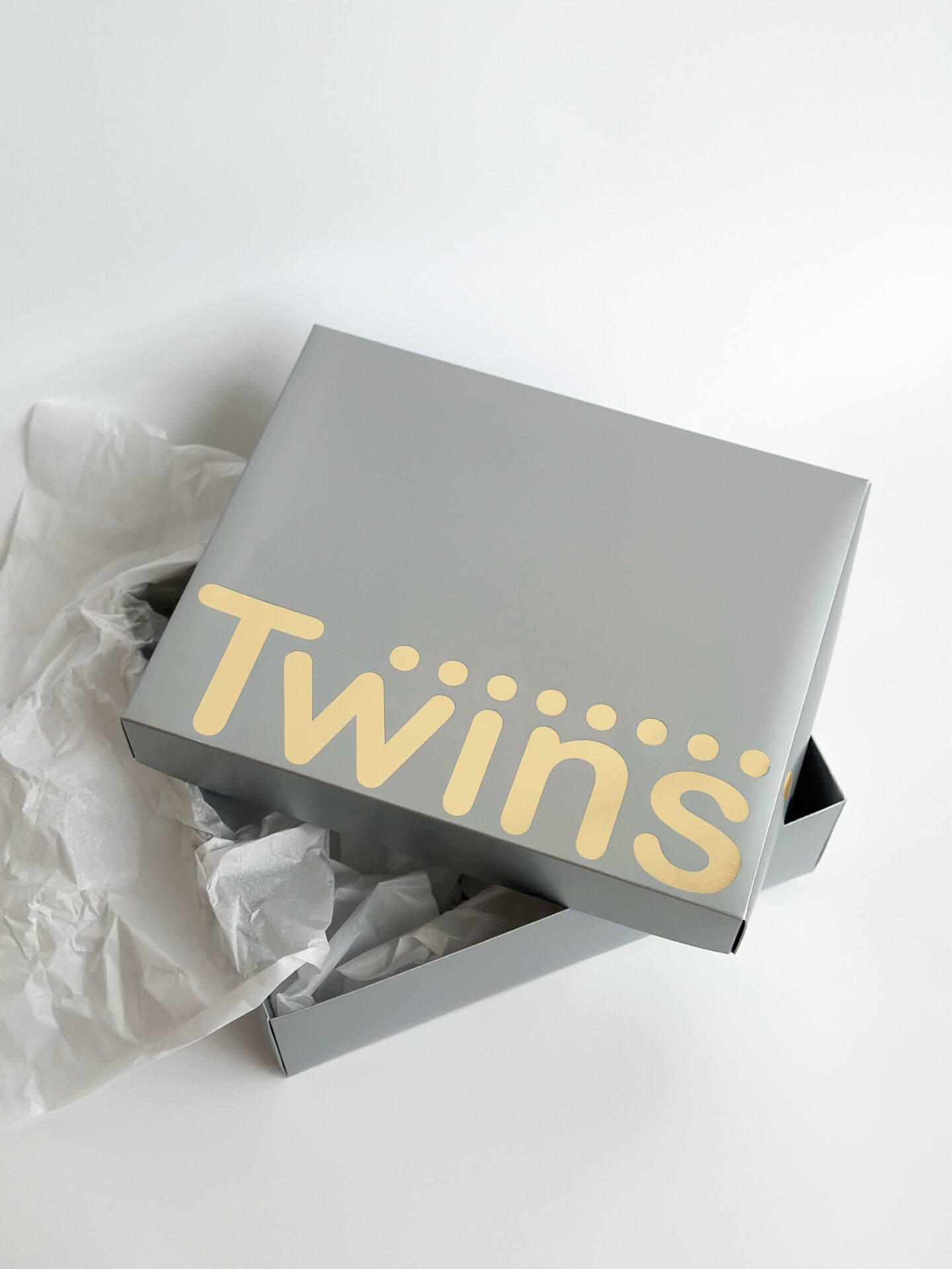 Подарунковий бокс сірий (середній)