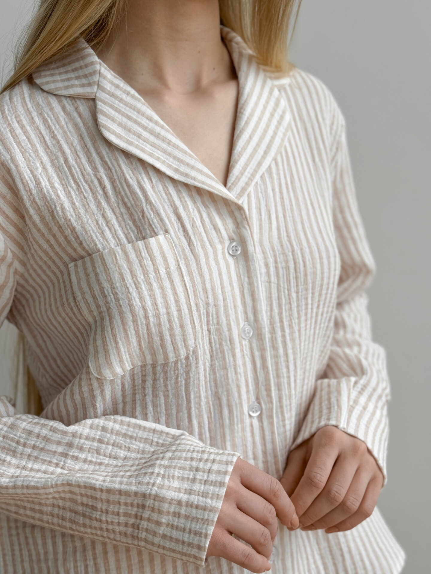 Костюм сорочка та штани муслін смужка бежева