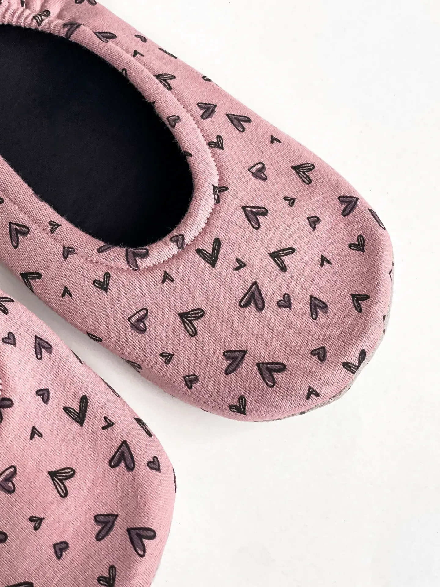 Капці домашні чешки жіночі трикотажні сердечка лілові