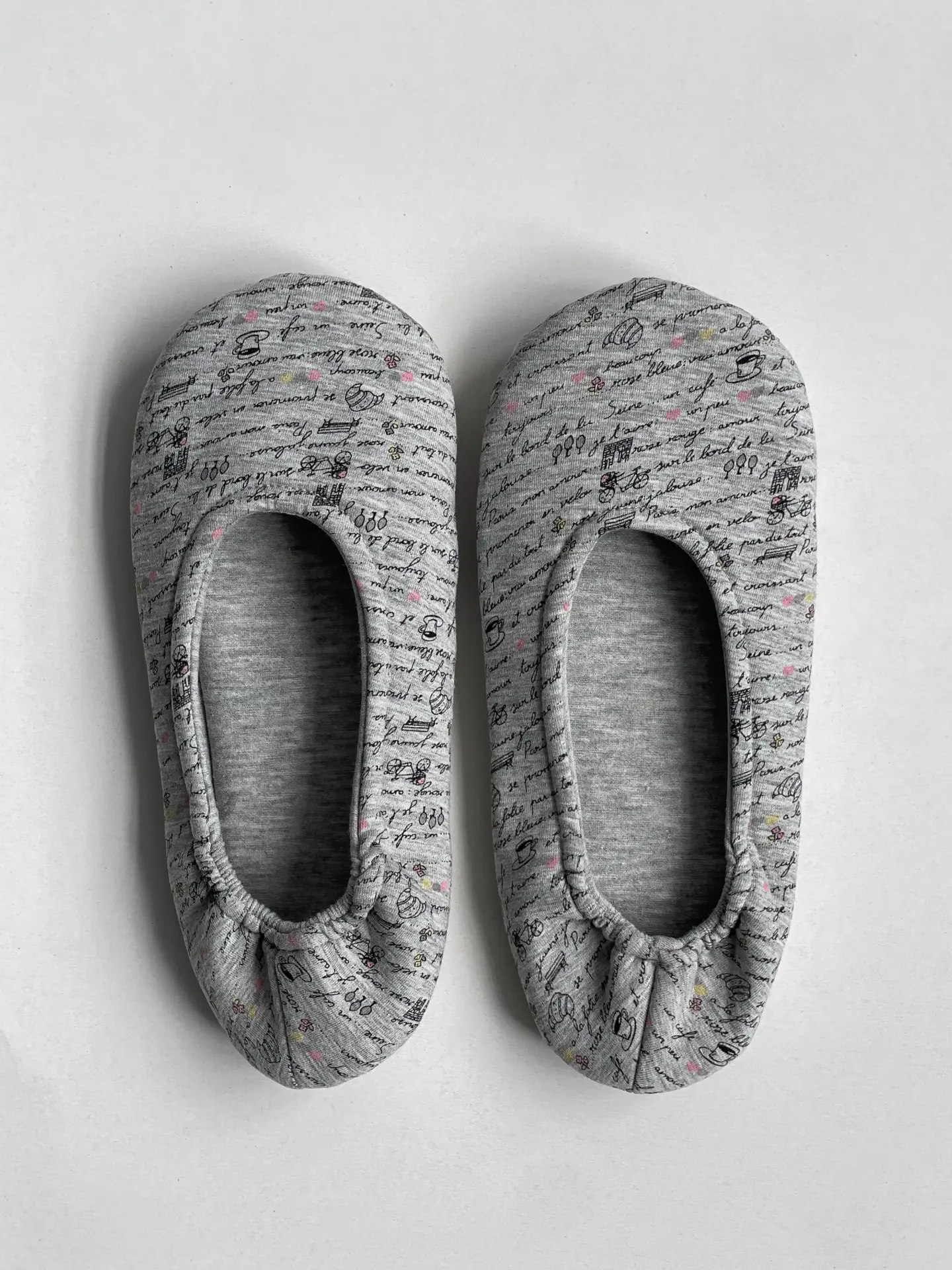 Капці домашні чешки жіночі трикотажні написи сірі