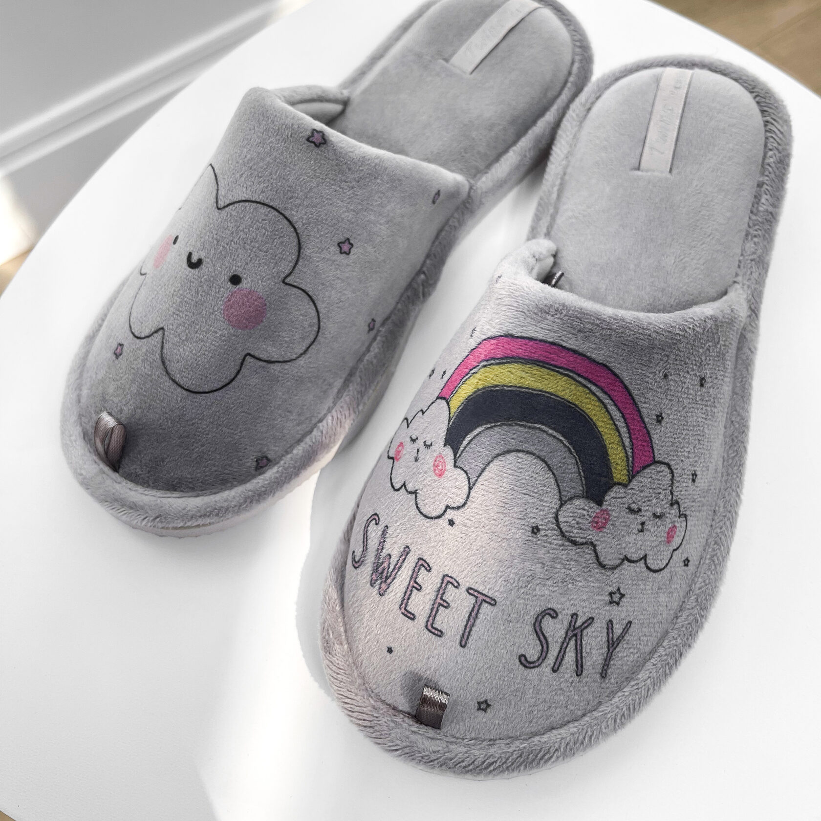Капці домашні жіночі HS-OZ велюрові з малюнком сірі SWEET SKY