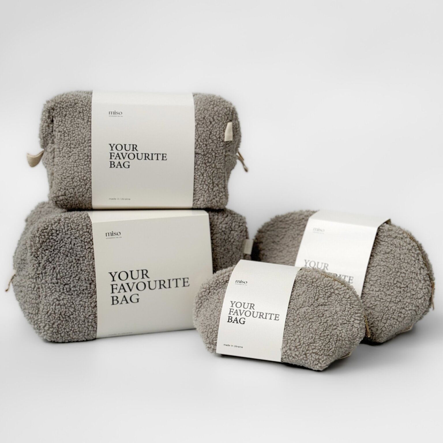 Косметичка TEDDY світло-сірого кольору велика