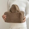 Косметичка TEDDY коричневого кольору мала