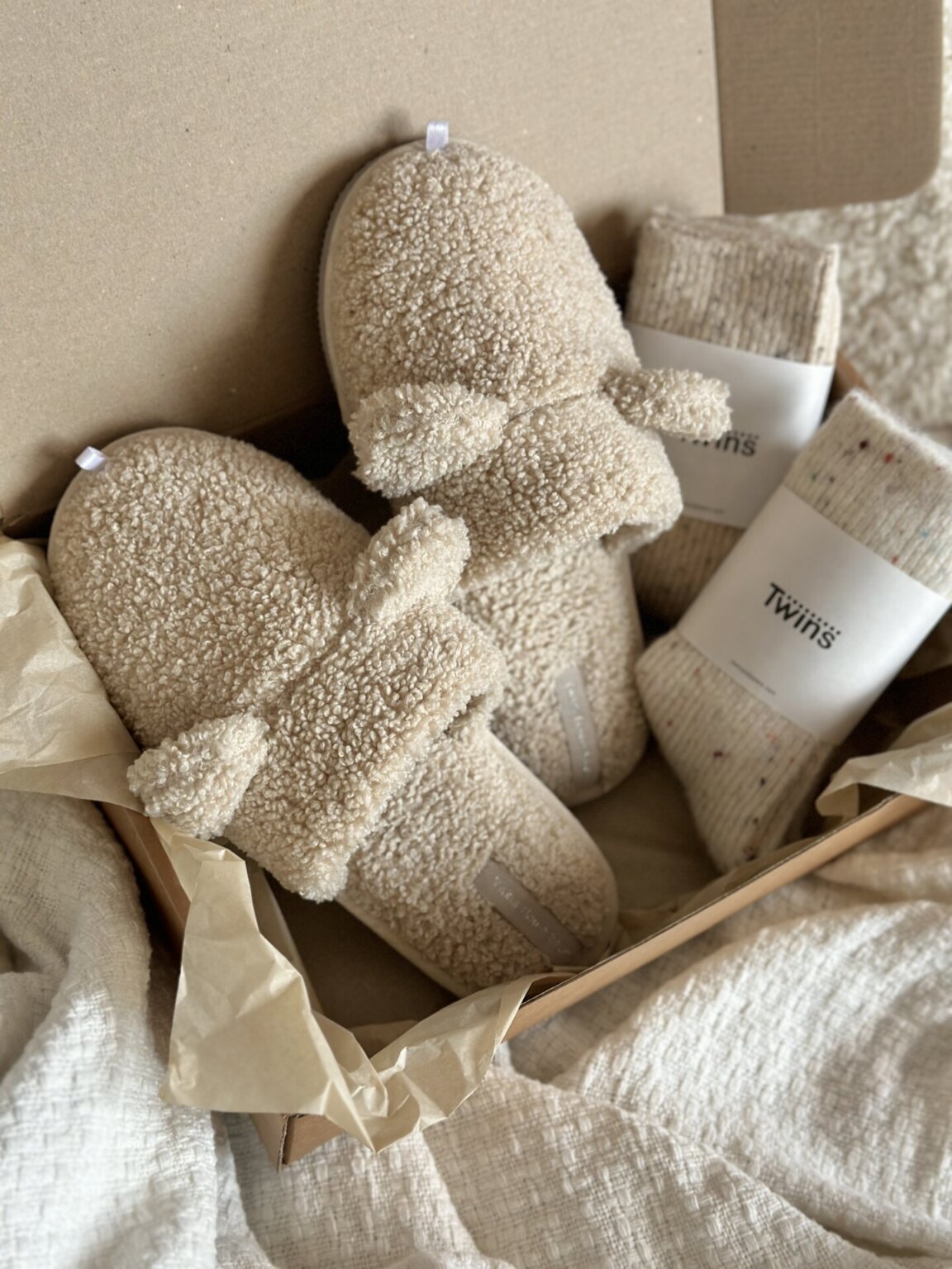 Капці домашні жіночі HS хутрянi TEDDY milk