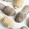 Капці домашні жіночі хутрянi молочні LARI (=)