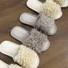 Капці домашні жіночі хутрянi молочні LARI (=)