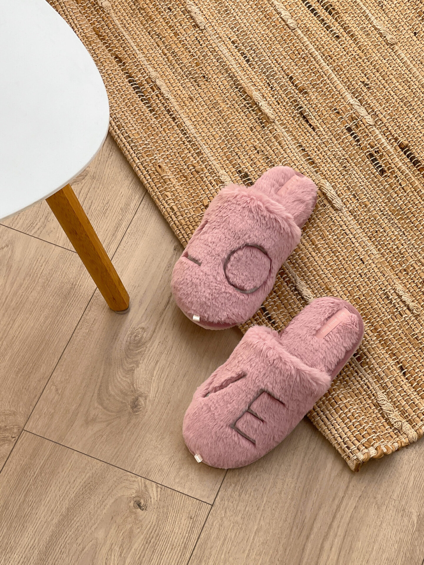 Капці домашні жіночі HS-LUX хутрянi закриті темно рожевi LOVE