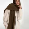 Шарф в'язаний шоколадний