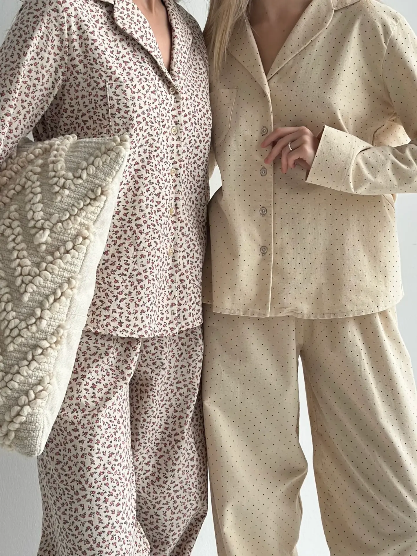 Фланель піжамний комплект "бордова квітка" на бежевому