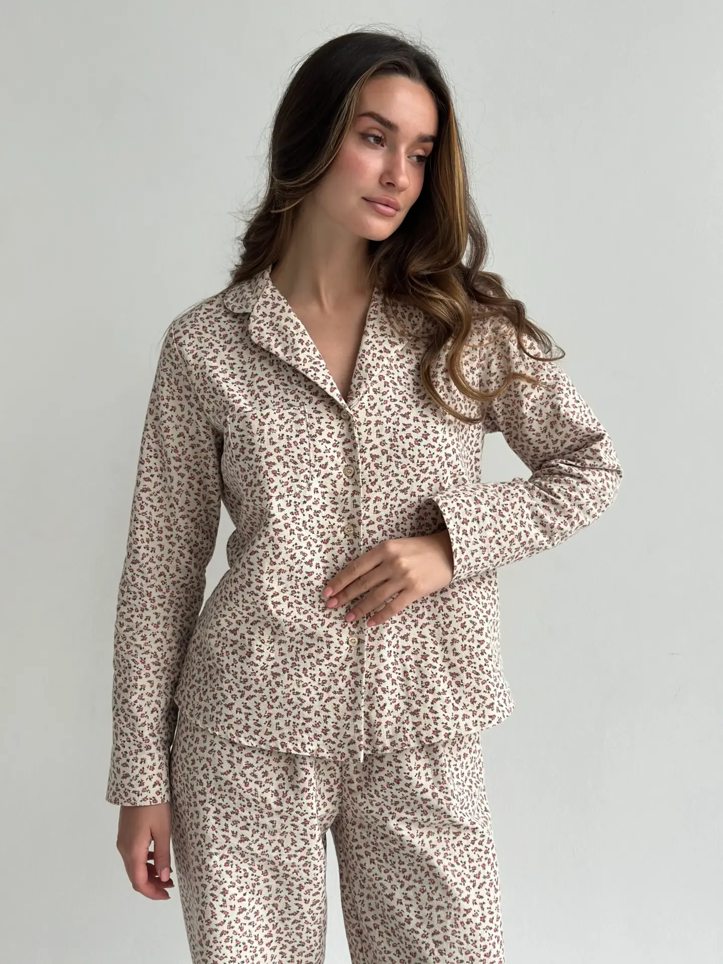 Фланель піжамний комплект "бордова квітка" на бежевому
