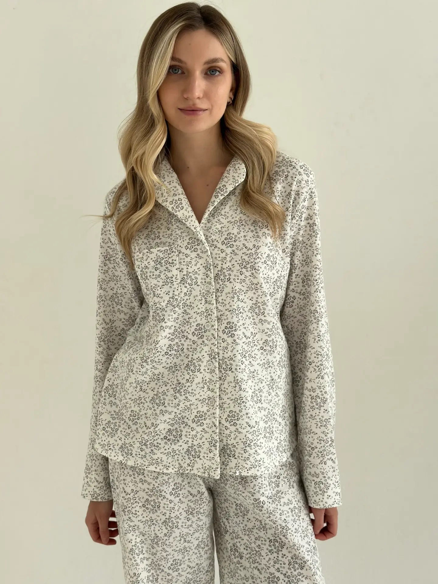 Фланель піжамний комплект "Листя" на білому