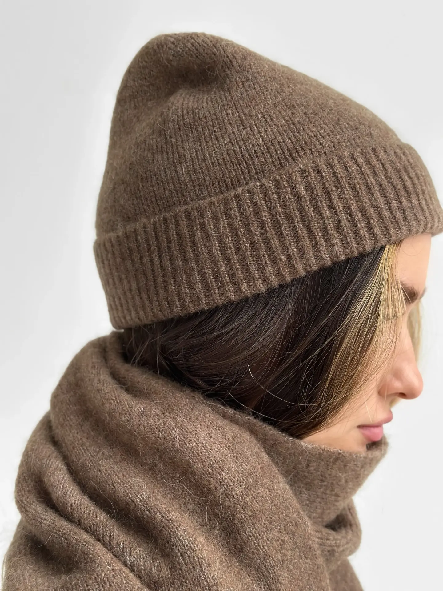 Шапка жіноча мокко Альпака