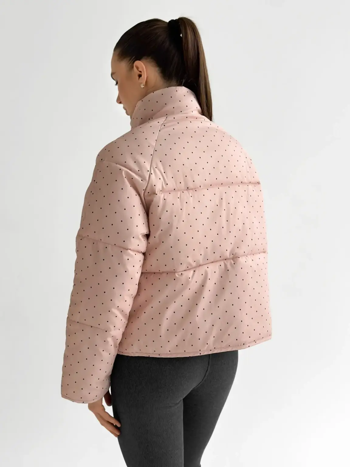 Куртка дута з коміром у горох пудрова onesize