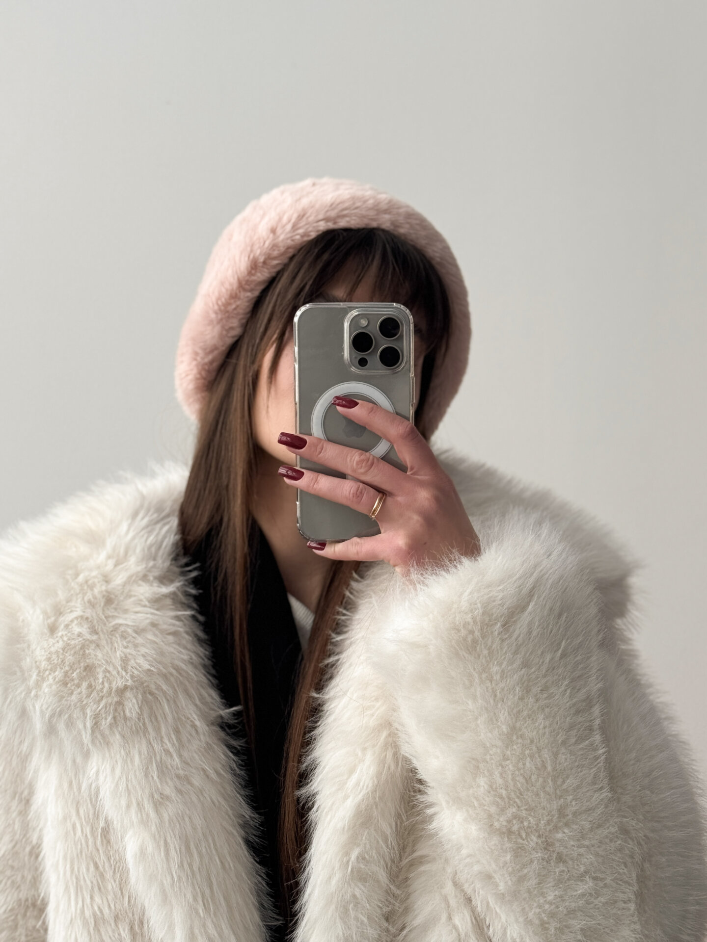 Повʼязка хутро рожевий колір