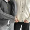 Кардиган з капюшоном на коричневих ґудзиках молочний