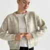Кардиган на блискавці молочний