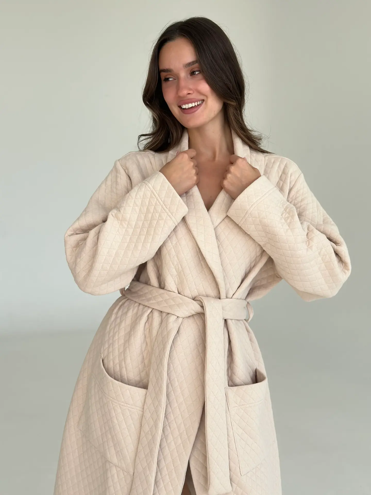 Халат трикотаж стьобаний бежевий