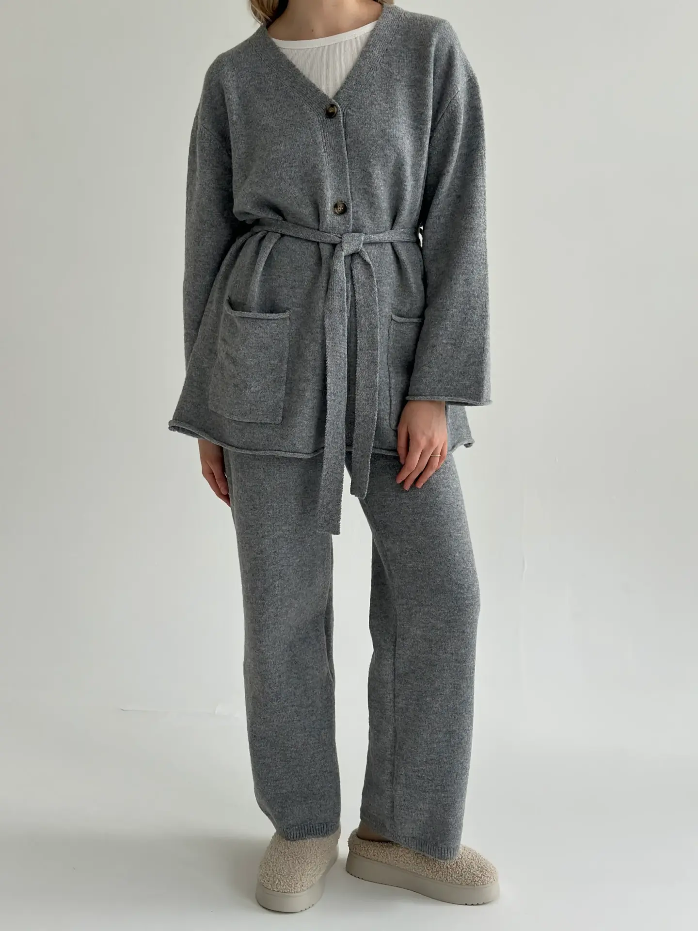 Комплект в’язаний кардиган з поясом та штани сірий, onesize