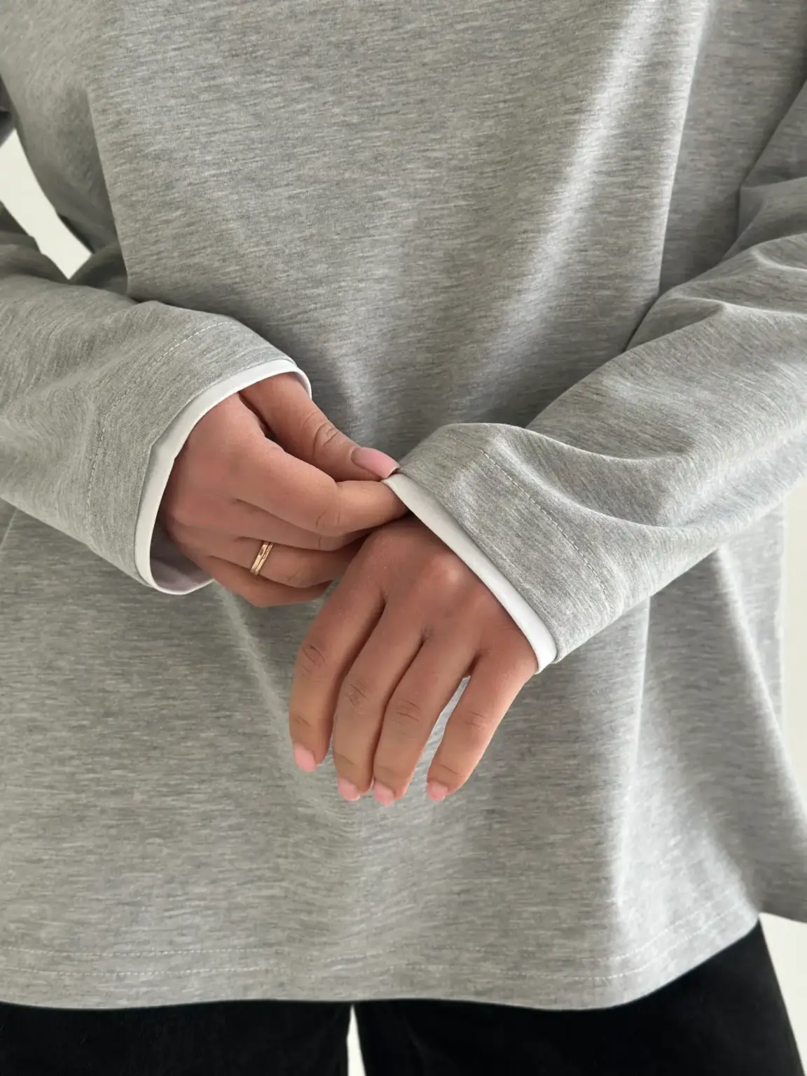 Лонгслів з білим кантом сірий, onesize