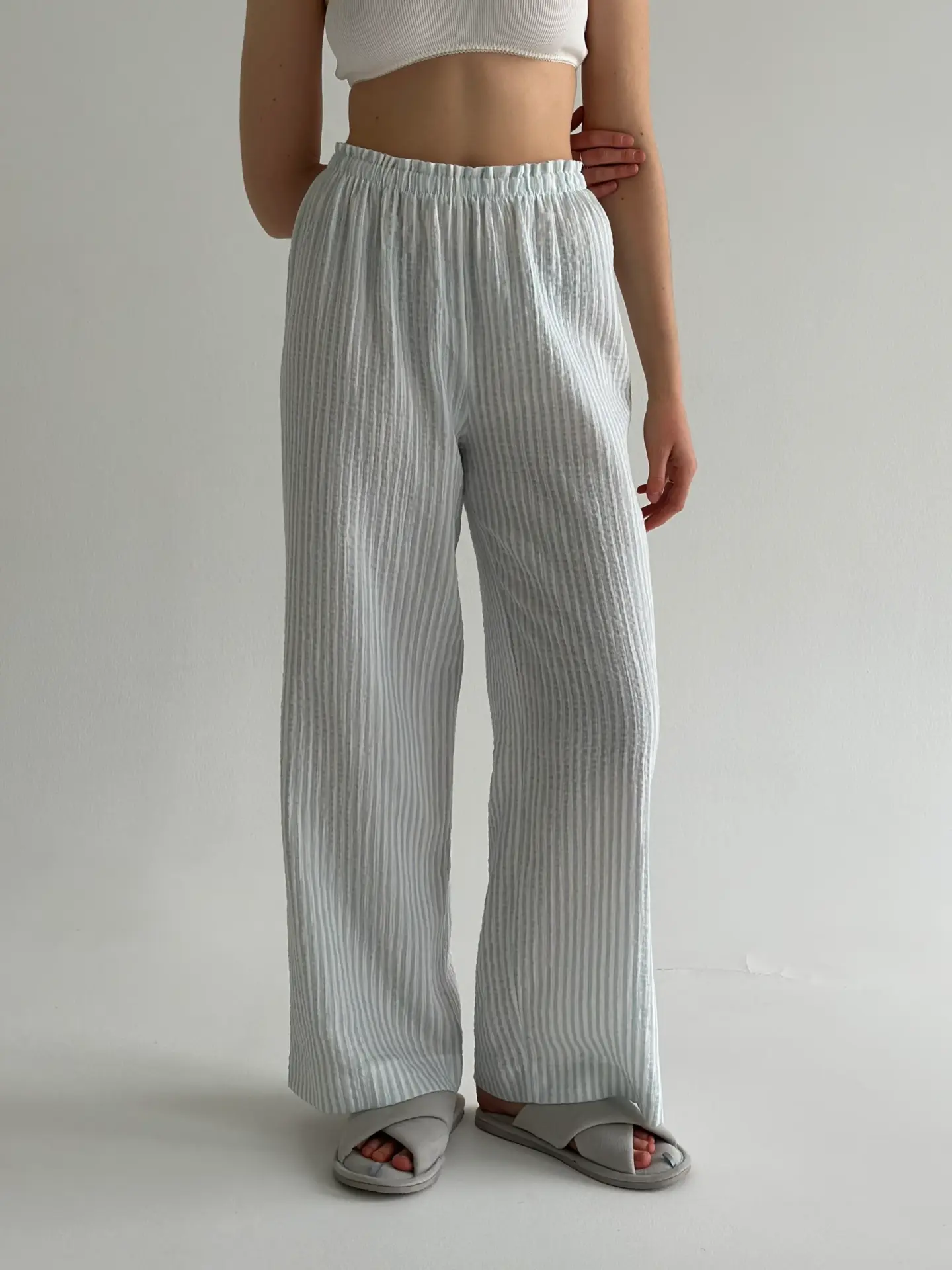 Штани МОНО муслінові у смужку сірі