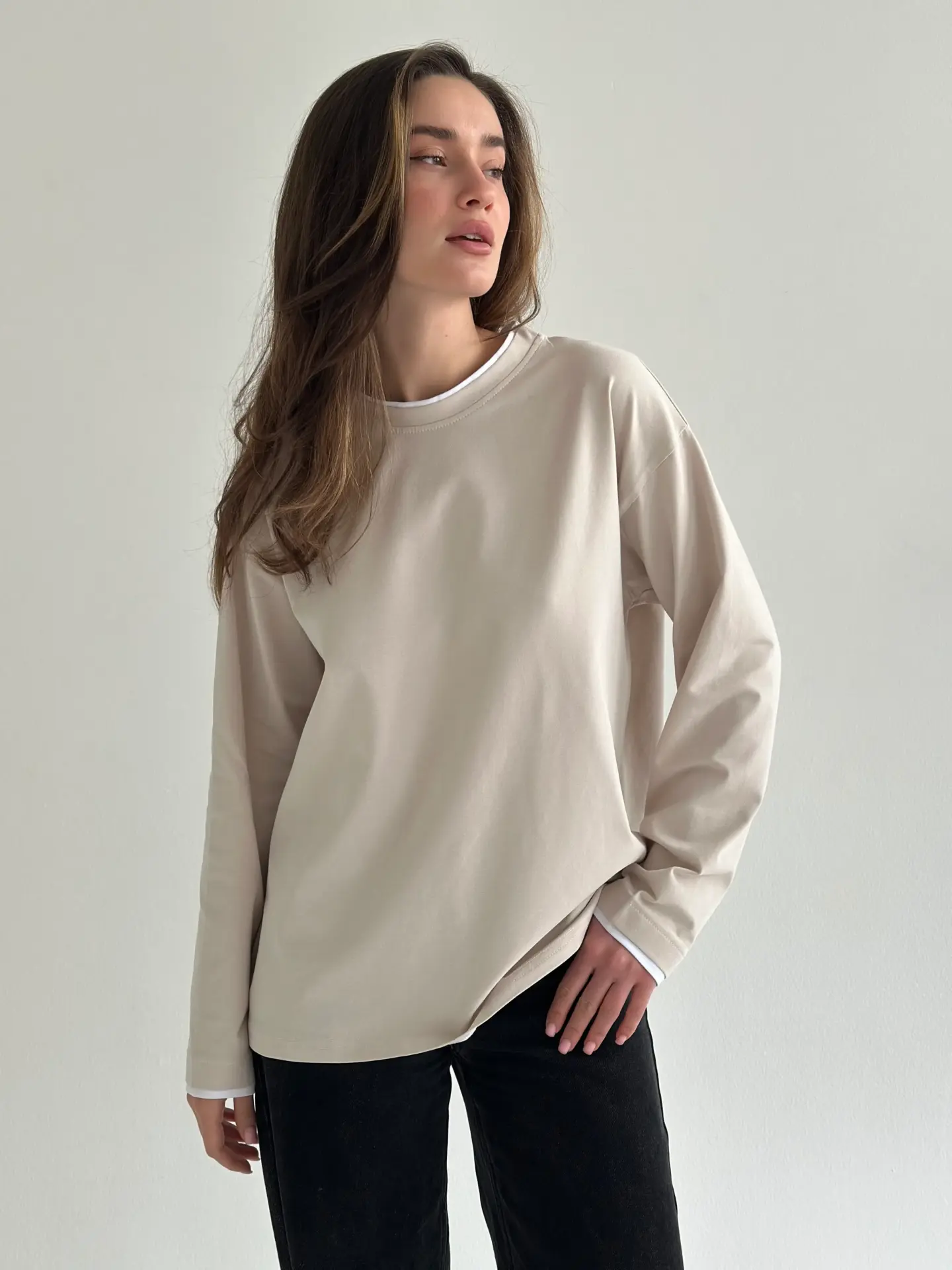 Лонгслів з білим кантом бежевий, onesize