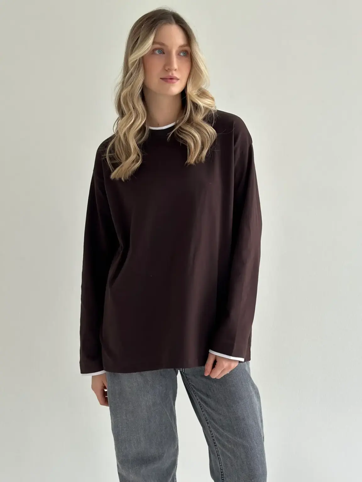 Лонгслів з білим кантом коричневий, onesize