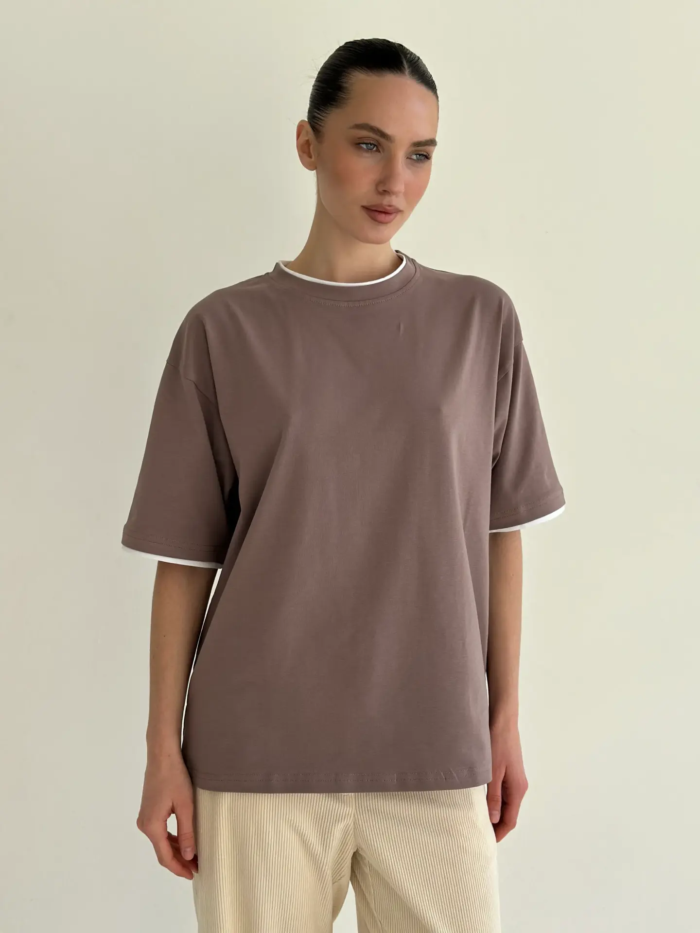 Футболка з білим кантом капучино, onesize