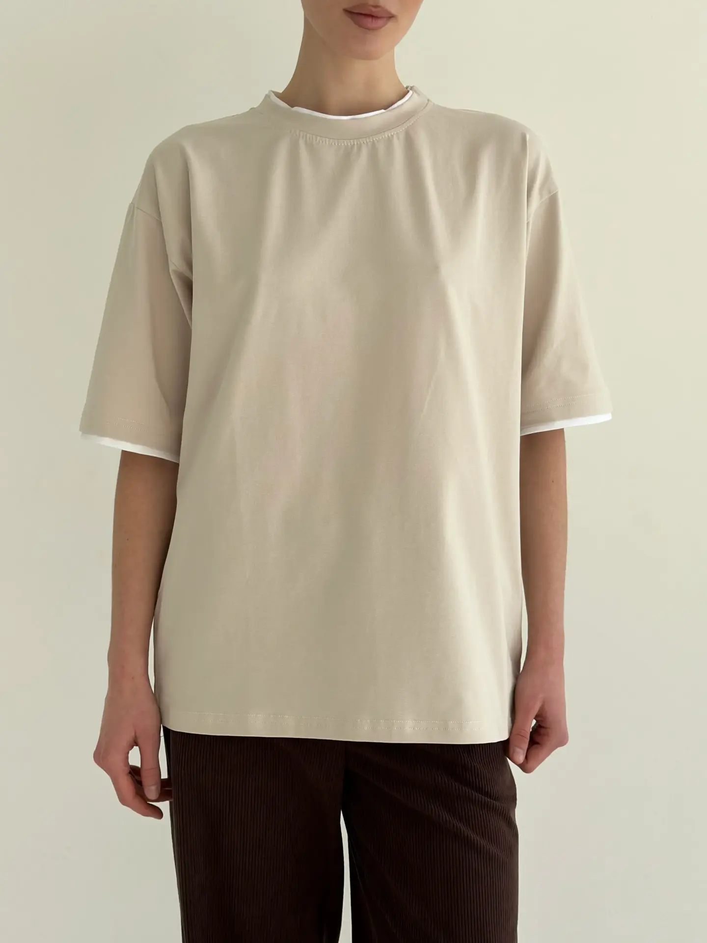 Футболка з білим кантом бежева, onesize