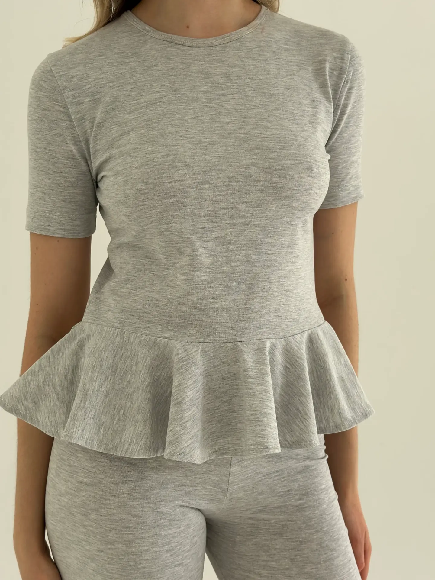 Трикотаж Кулір футболка з баскою сіра