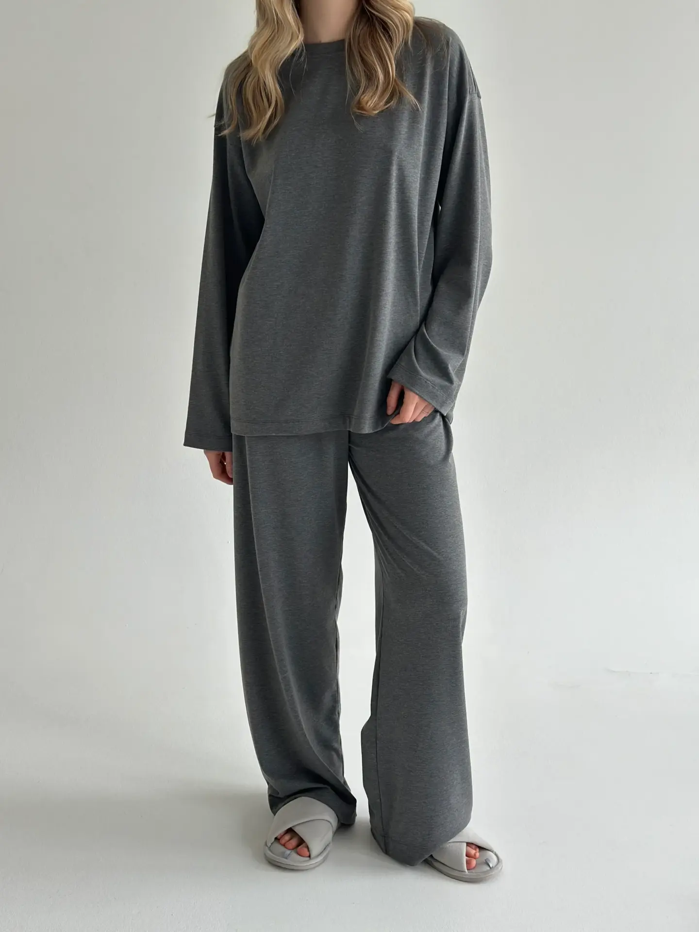 Трикотаж Кулір комплект лонгслів широкий та штани антрацит