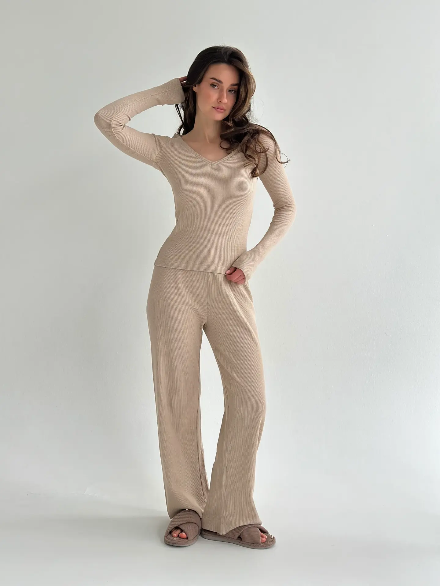 Комплект лонгслів реглан та штани трикотаж вафельний бежевий