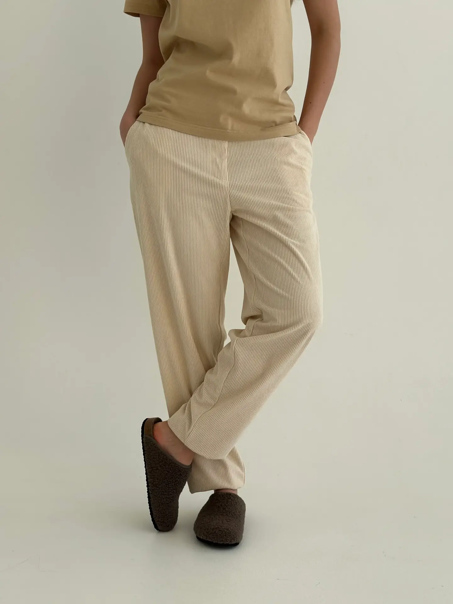 Вельвет штани МОМИ молочні