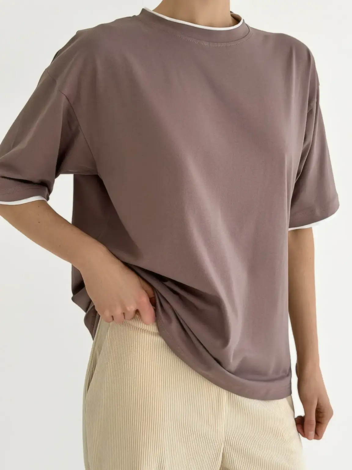 Футболка з білим кантом капучино, onesize