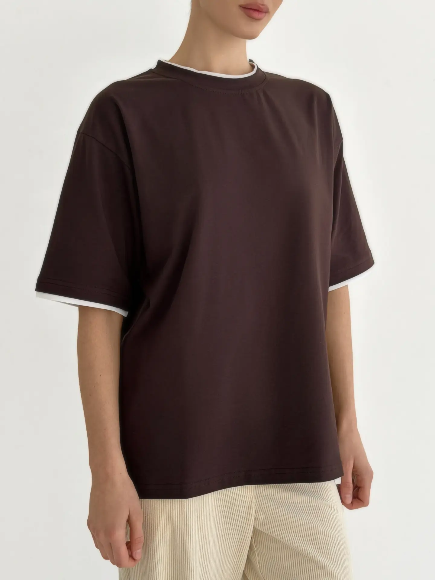 Футболка з білим кантом коричнева, onesize