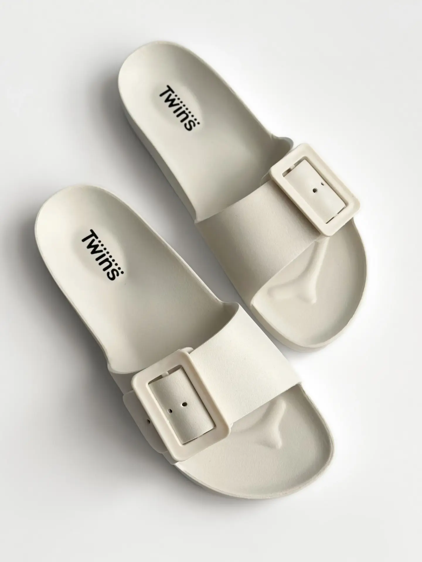 Twins капці пляжні та вуличні з ремінцем білі(=)