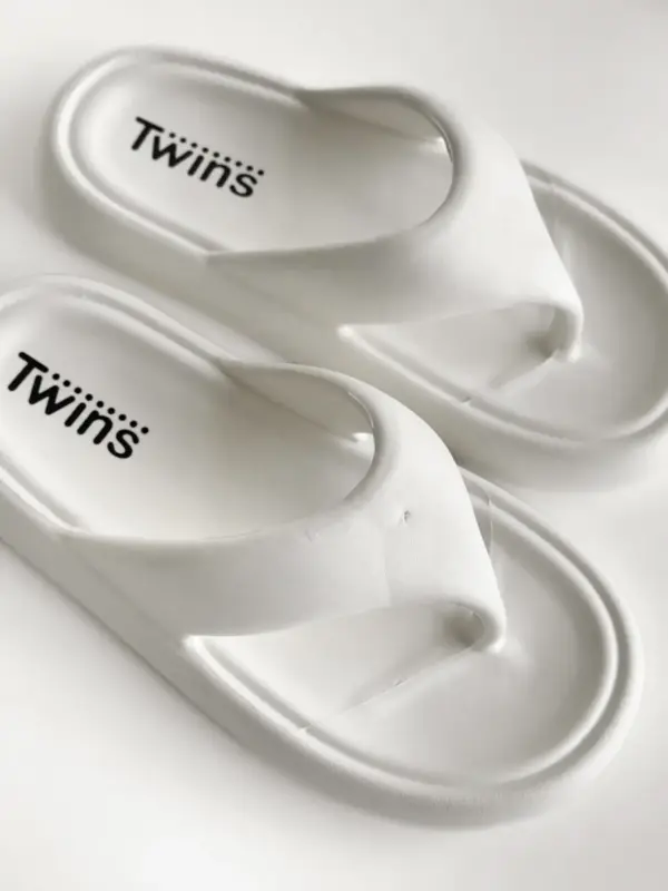 Twins капці піна пляжні та вуличні в’єтнамок білий SALE (з дефектами)