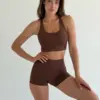 Yoga топ з перехресними бретелями коричневий