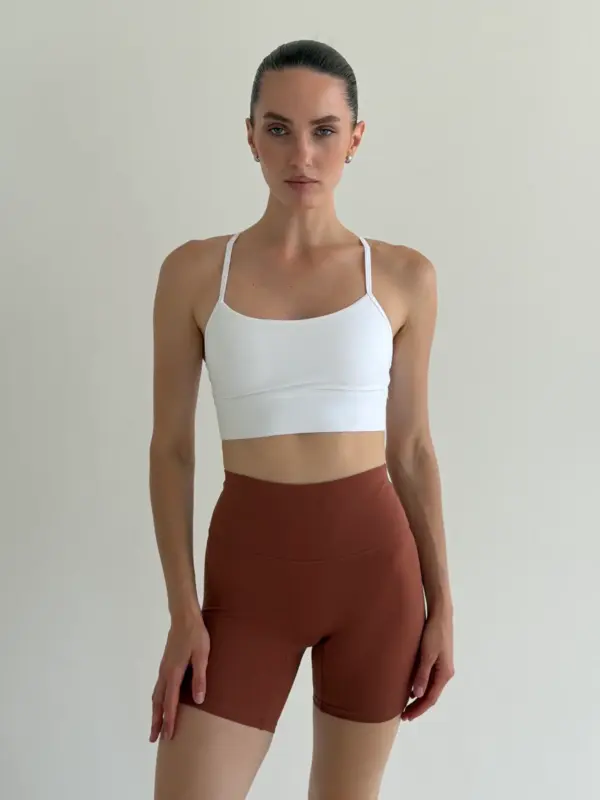 Yoga топ з борцівською спинкою білий