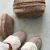 Косметичка TEDDY блискавка пластик коричневого кольору середня КВАДРАТ