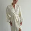 Халат довгий муслин великий чорний горох на молочному