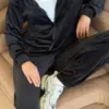 Костюм велюр кофта на блискавці та штани чорний