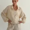 Костюм вітровка та шорти плащовий бежевий
