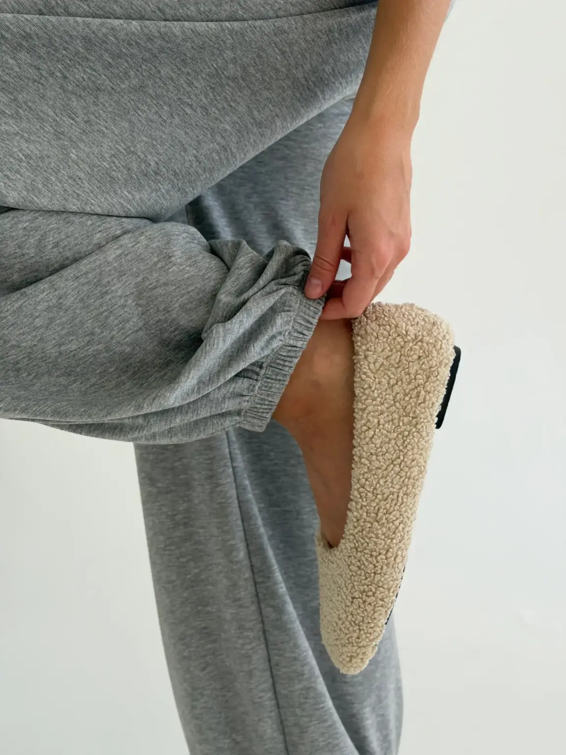 Soft Touch трикотаж костюм лонгслів та штани муки сірий