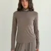 Soft Touch трикотаж лонгслів з високим горлом бежевий
